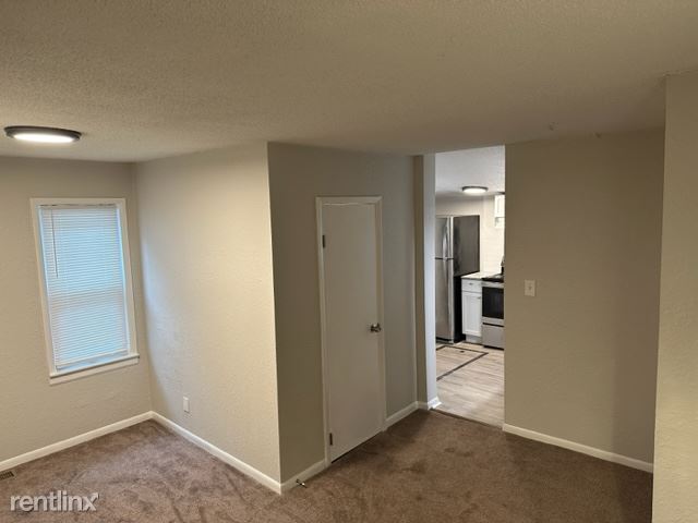 Building Photo - 2 br, 1 bath House - 513 North 11th Street