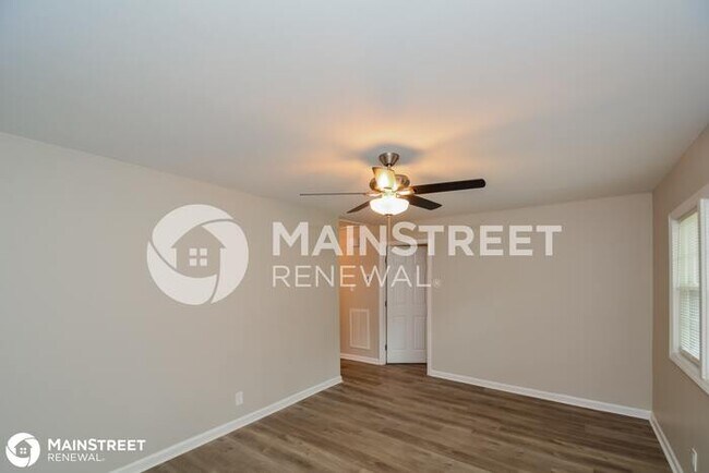 Building Photo - 189 Lawndale Ave, Hillsborough, NC 27278