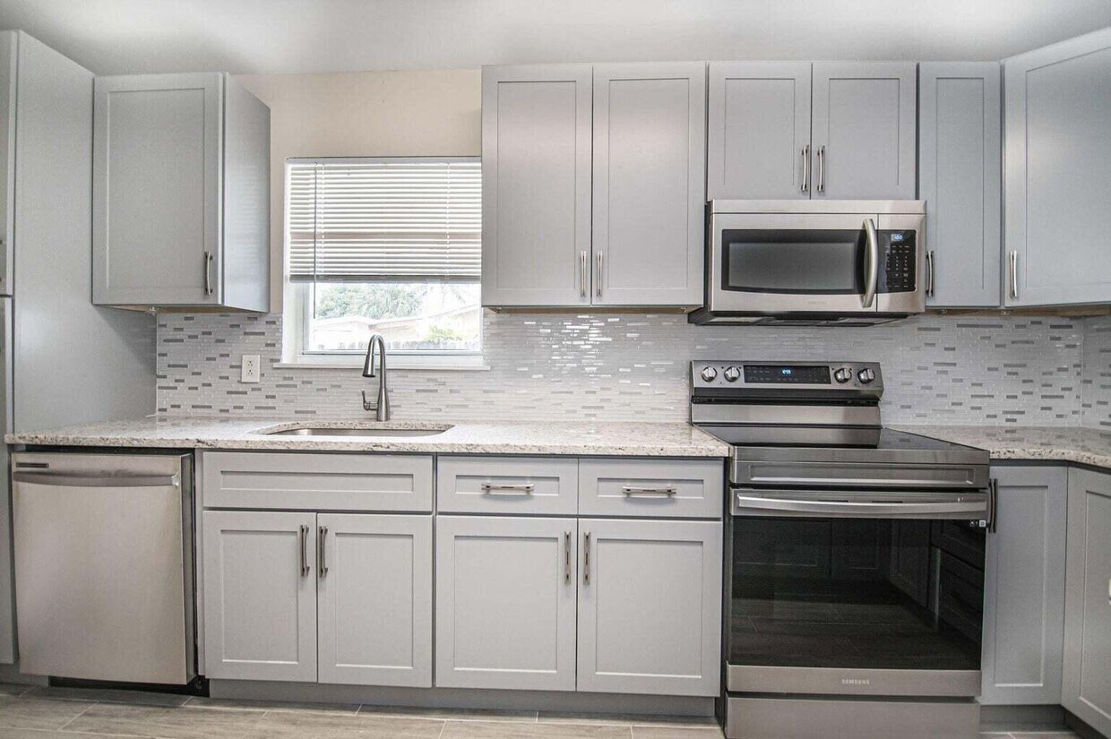 Foto principal - 1783 Wheeler Rd