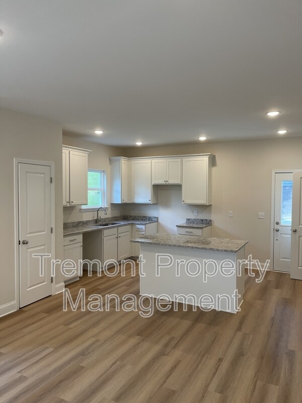 Foto del edificio - 2719 Orton St