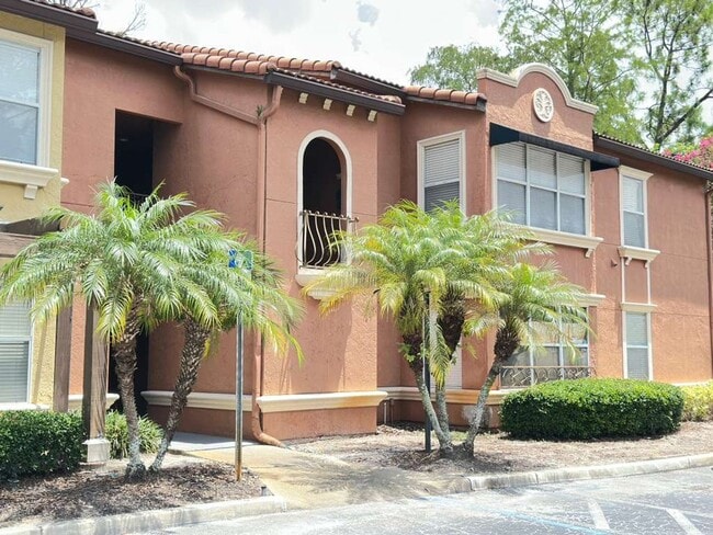 Cozy 2/2 2nd Floor Condo by Millenia Mall!... - Cozy 2/2 2nd Floor Condo by Millenia Mall!...
