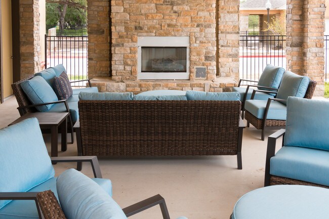 Outdoor Living - Taylor Senior Village