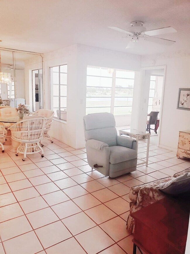 3655 Boca Ciega Dr Unit 204, Naples, FL 34112 Condo for Rent in