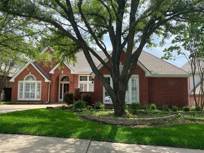 Building Photo - Lovely one story, four-bedroom home nestle...