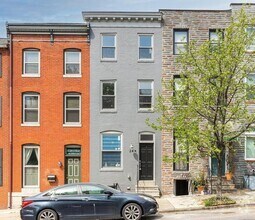 Building Photo - 244 S Washington St