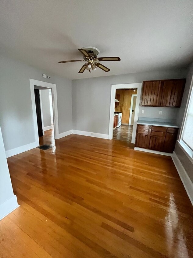 Foto principal - 100 Peck Ave