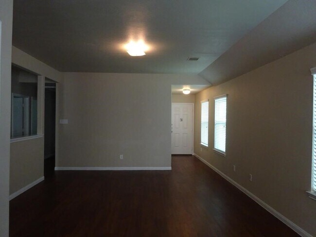 Foto del edificio - 6034 Brenwood Trails Ln