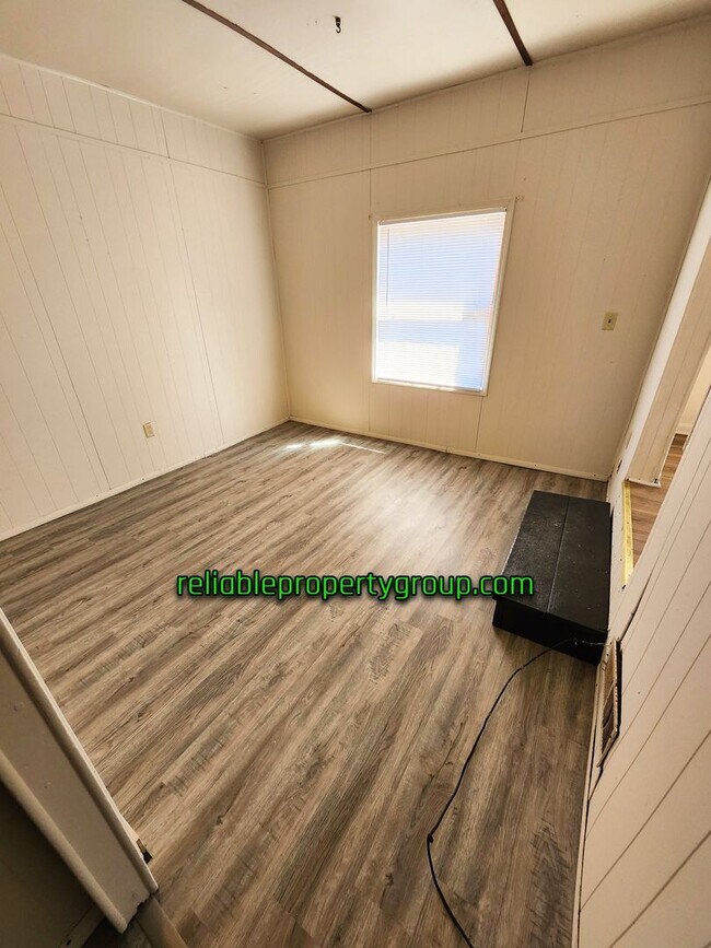 Foto del edificio - New Listing in Fort Wayne