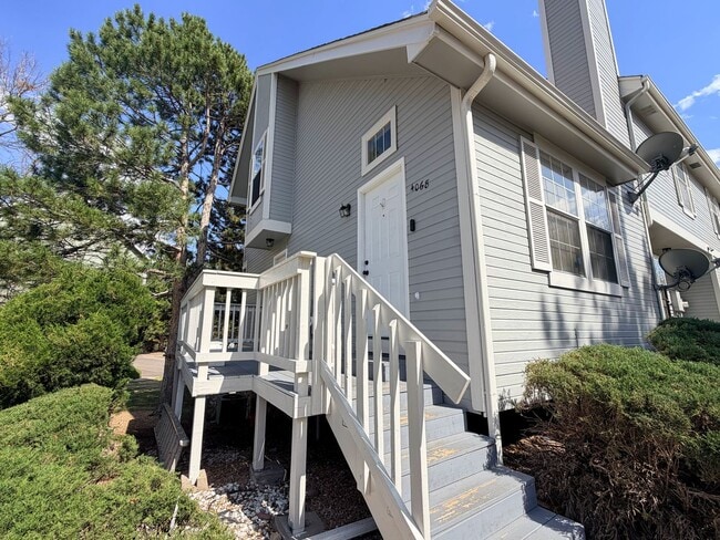 Photo - Open and Bright Corner Unit Apartment