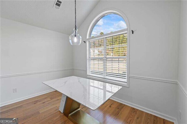 Foto del edificio - 367 Ayelsbury Ct