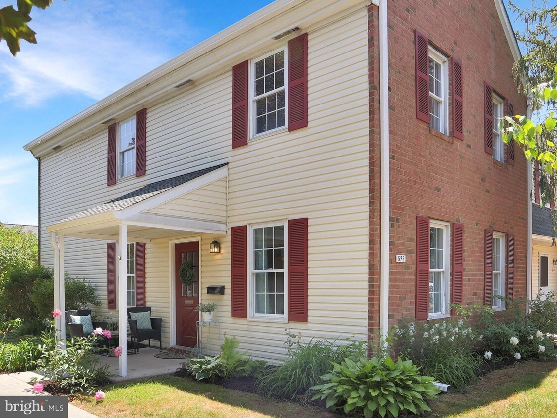 525 Clarella Ct, Lansdale, PA 19446 Townhome Rentals in Lansdale PA