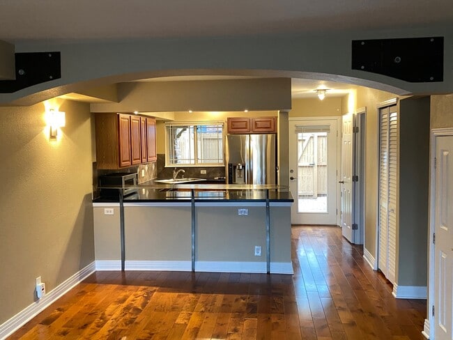 Building Photo - 4800 Osage Dr