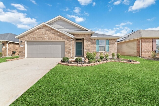 Building Photo - 21430 Poppy Pk Ave