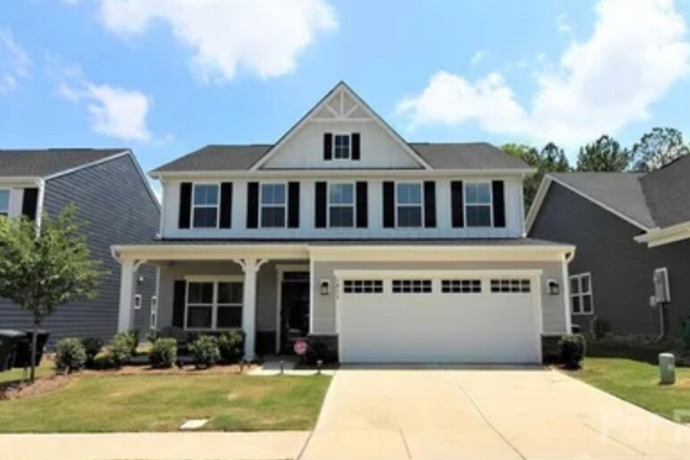 Foto principal - 1913 Tin Roof Ln