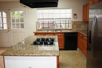 Building Photo - 2319 Mill Creek Dr