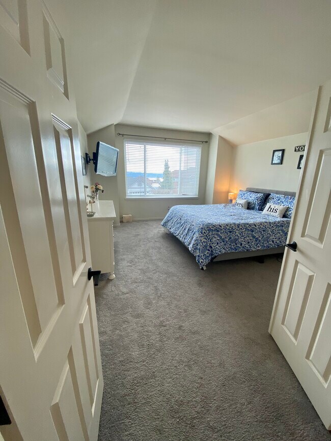 7818 Amethyst Loop NW, Silverdale, WA 98383 House Rental in