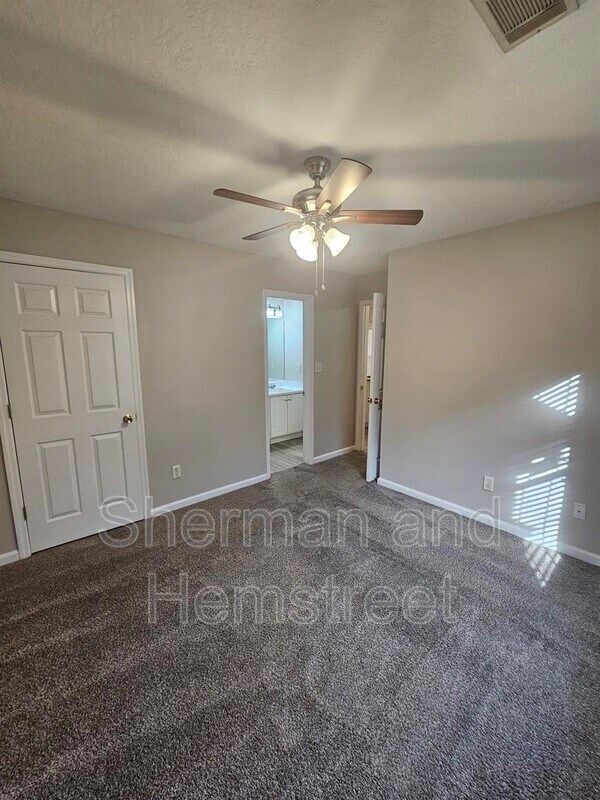 Foto del edificio - 2195 Bridgeton Rd