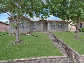 Building Photo - 1516 Lone Star Ct
