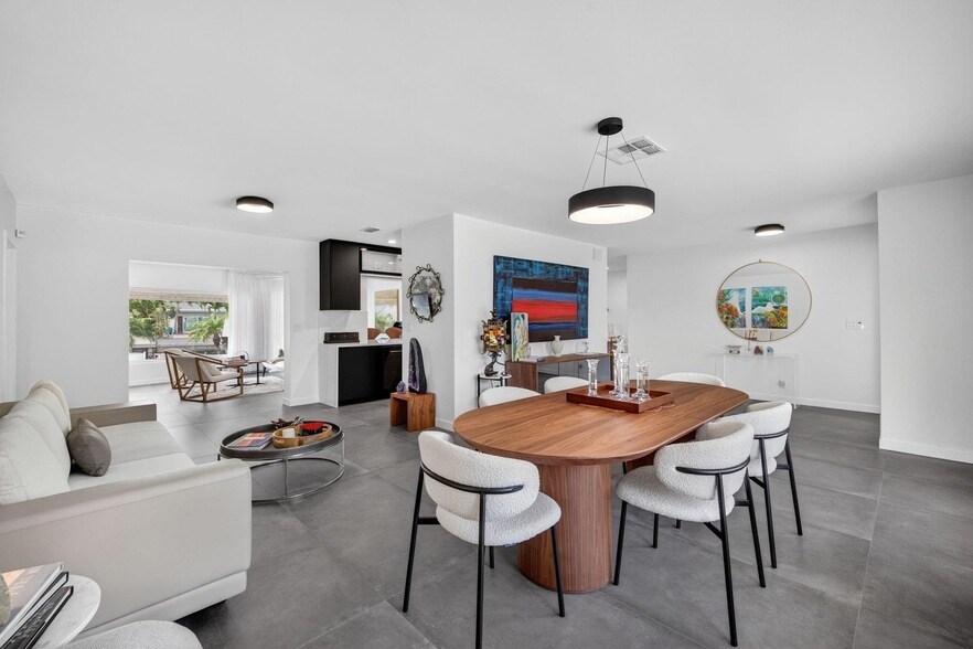 Photo - 2720 NE 59th Street Unit