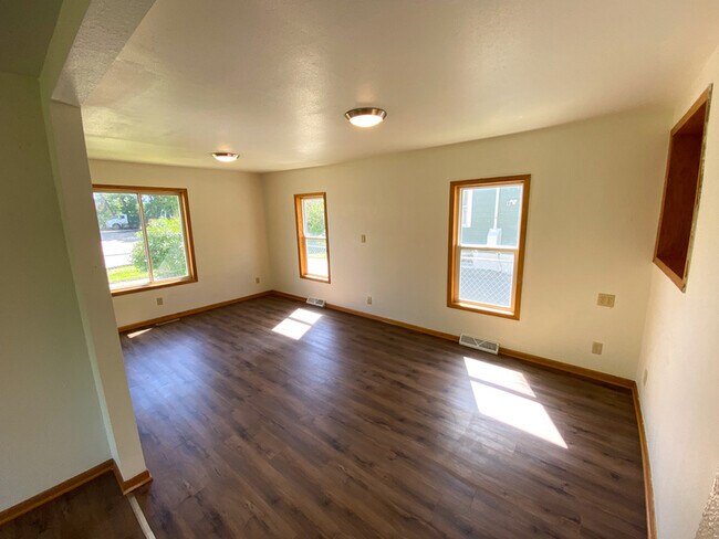 Foto del edificio - 1020 2nd Ave N