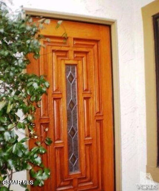 Foto del edificio - Dreamy Agoura Hills Town-home. Community pool and spa, tennis courts,