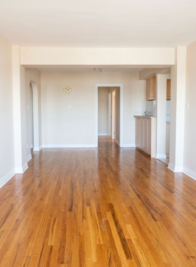 Photo - 2800 Coyle St Apartment