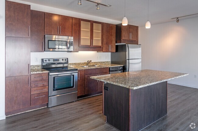 1HAB, 1BA - 835SF - Lake Street Consolidated