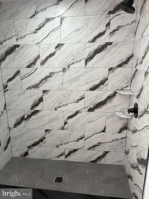 Foto del edificio - 220 N 9th St