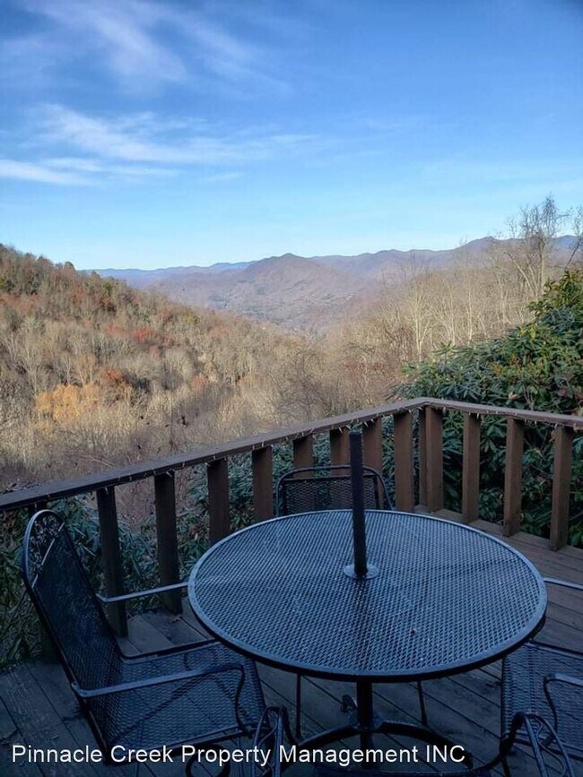 Foto del edificio - 3 br, 1.5 bath House - 277 Cool Springs