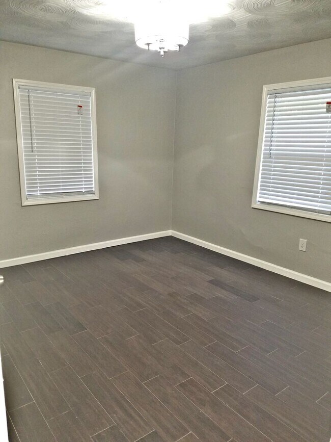 Foto del edificio - 1501-1503 Sherman St SE