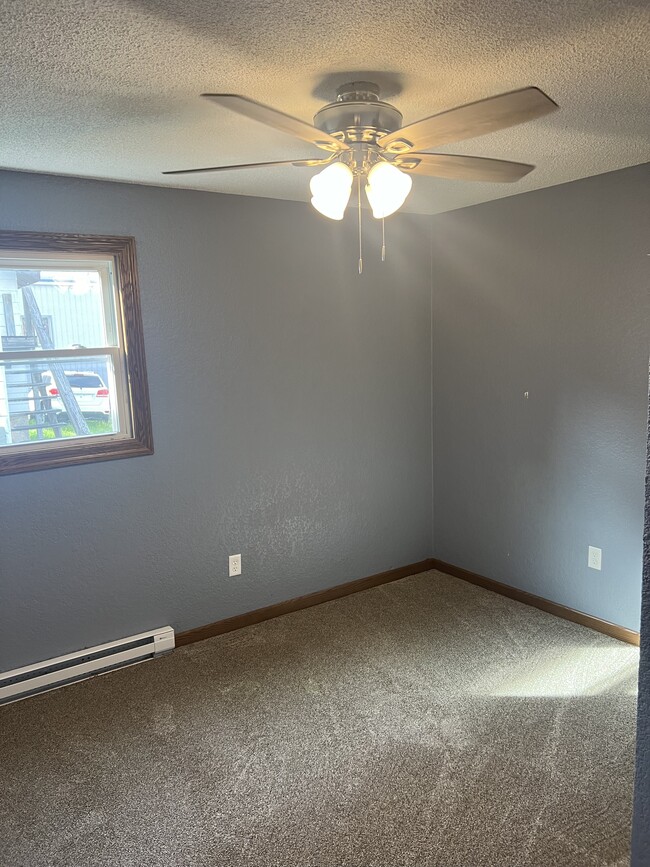 Bedroom - 2055 Louisburg Rd