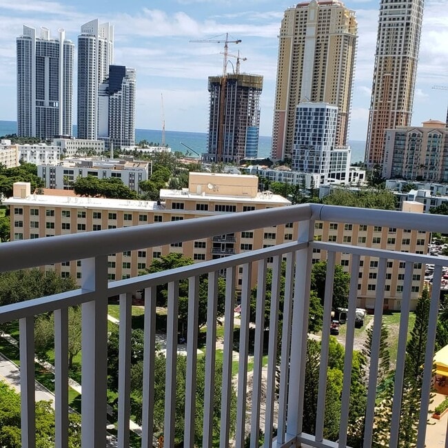 Foto del edificio - 251 174th St