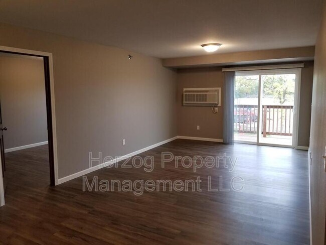 Foto del edificio - 1770 10th Ave E