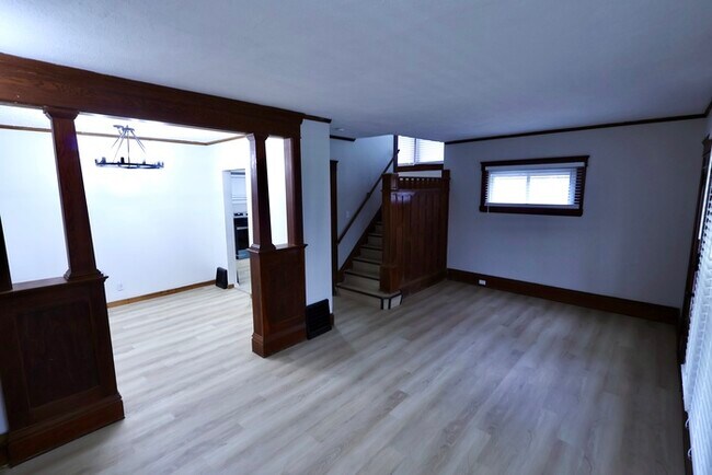 Foto del edificio - 316 Grand Ave