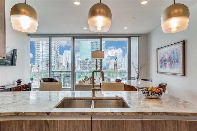 Foto del edificio - 3130 N Harwood St