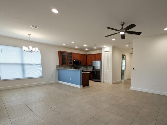 Foto del edificio - 13541 SW Oceanus Blvd