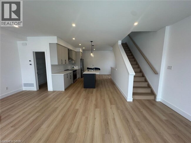 Building Photo - 4255 Lismer Ln
