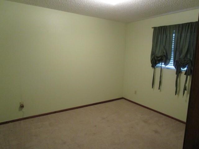 Foto del edificio - 130 Willow Wood Dr