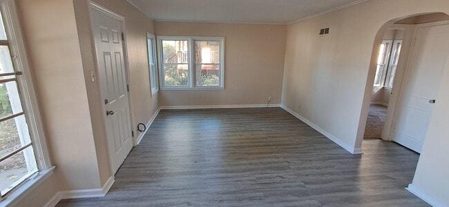 Foto del edificio - 1819 S 24th St