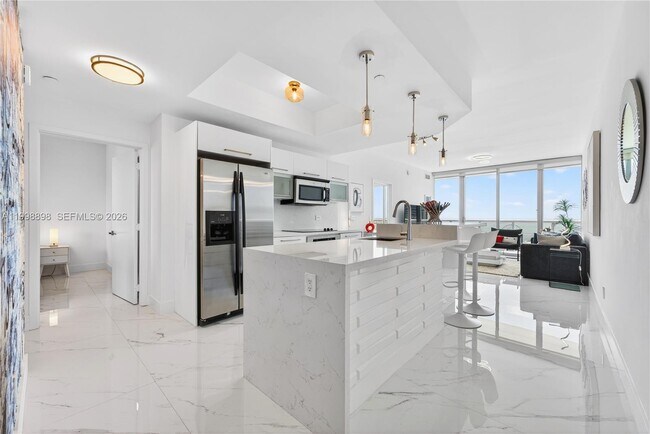 Building Photo - 888 Biscayne Blvd