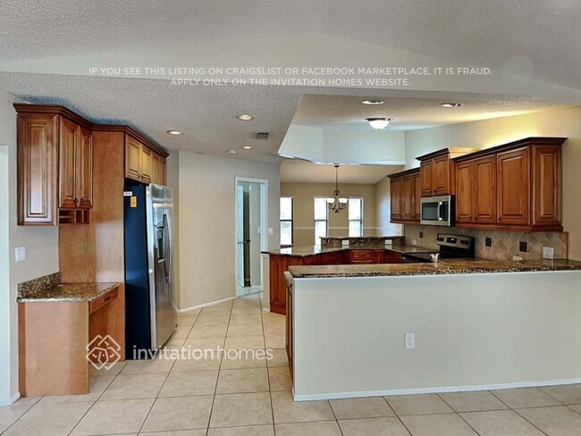 Foto del edificio - 2297 Cork Oak St E