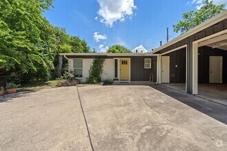 Building Photo - 6707 Columbia Dr