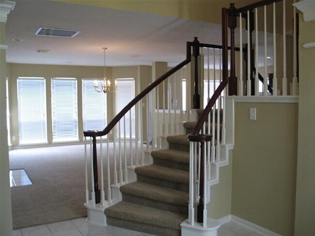 Building Photo - 13103 Mossy Bark Ln