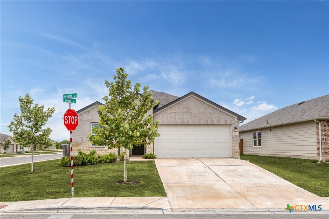 Foto principal - 1421 Havelock Wy