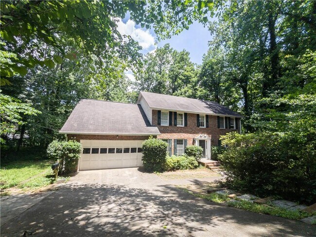 Building Photo - 965 Millbrook Ct