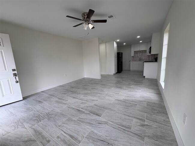 Foto del edificio - 704 S 10th St