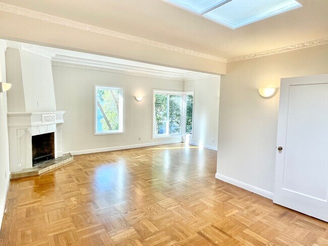 Foto del edificio - 3BR/1BA Noe Valley Single Family! 2 Car Pa...