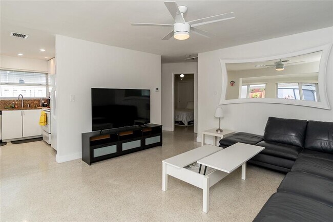 Foto del edificio - 1471 NW 10th St