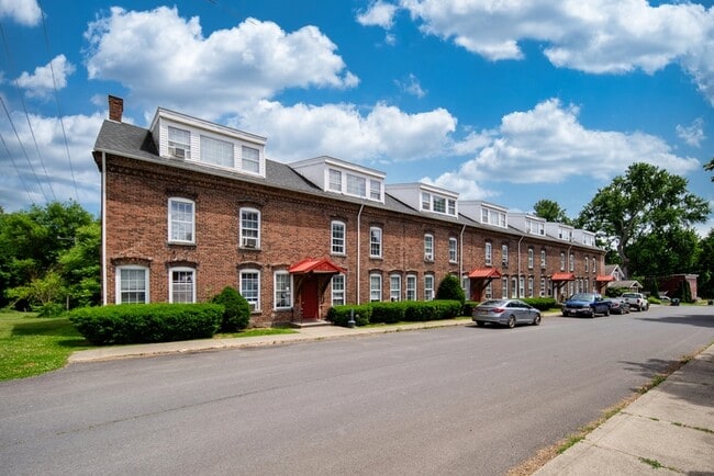 Building Photo - 50-62 East Street - 5B