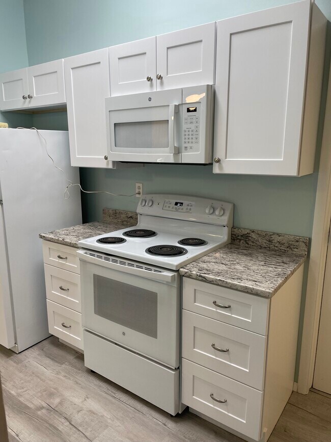 Foto del edificio - 2439 Rice Planters Rd